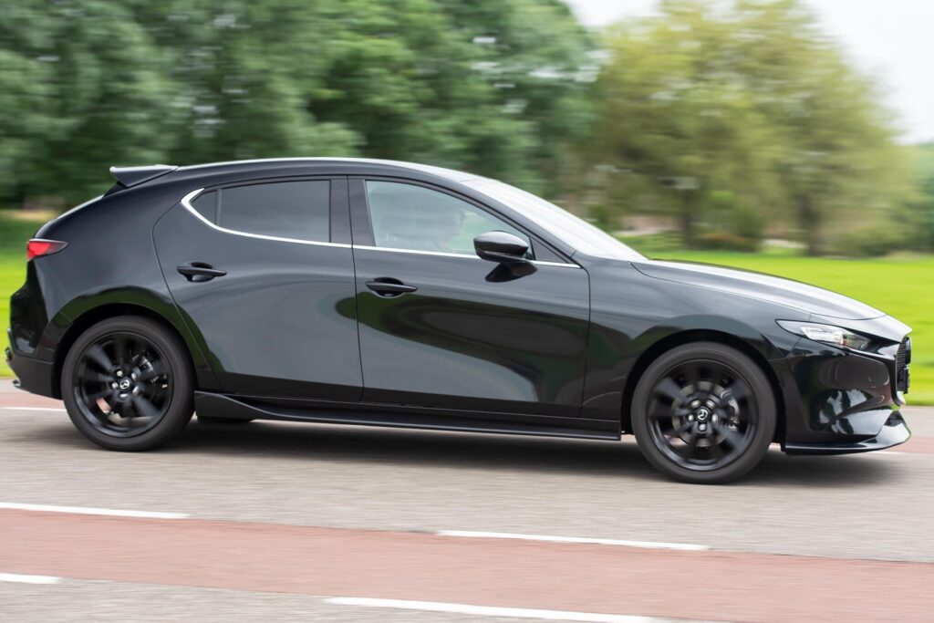 Mazda3 zijkant